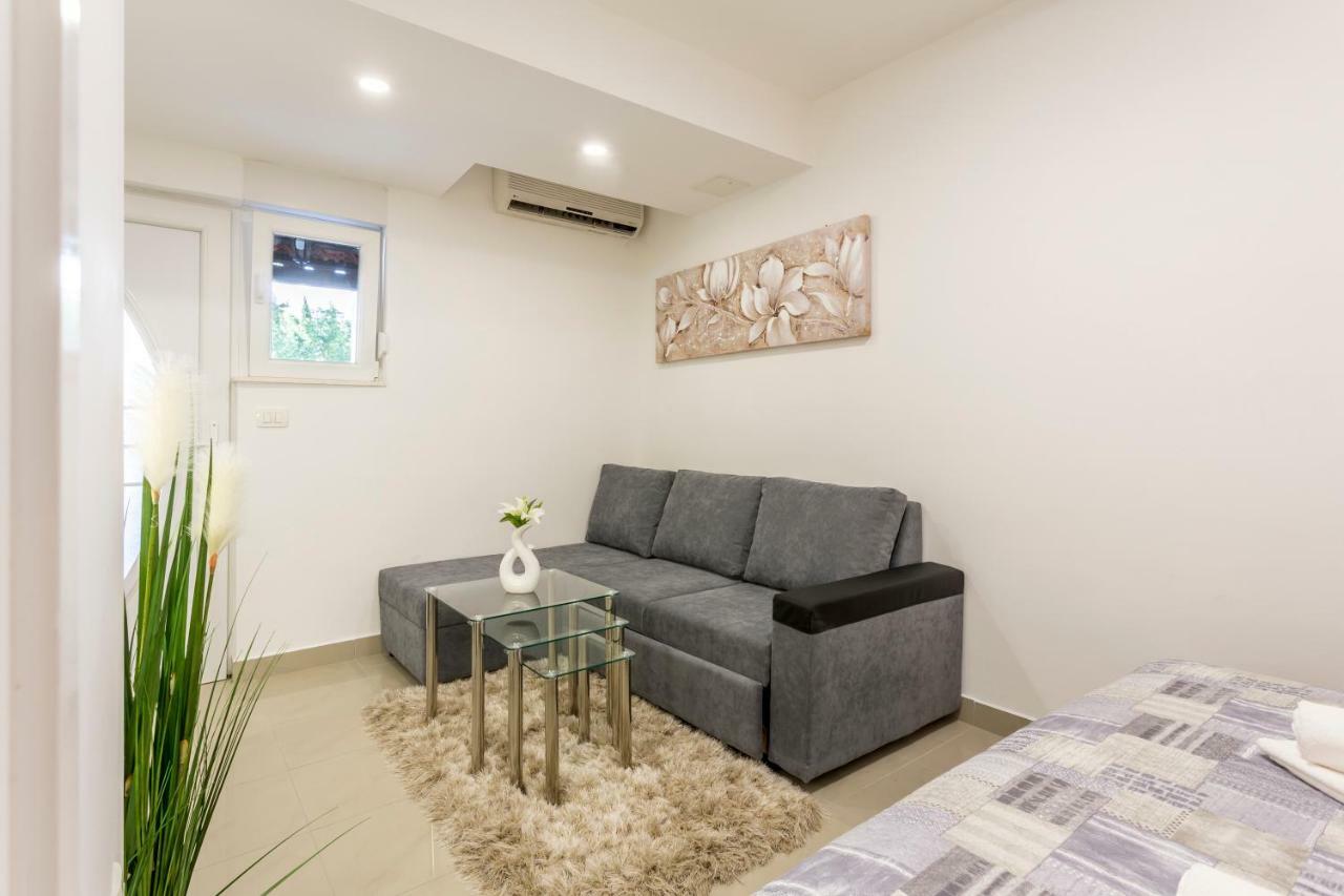 Studio Apartment Nikol Split Exterior foto